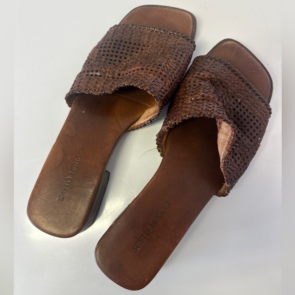 slip on sandals